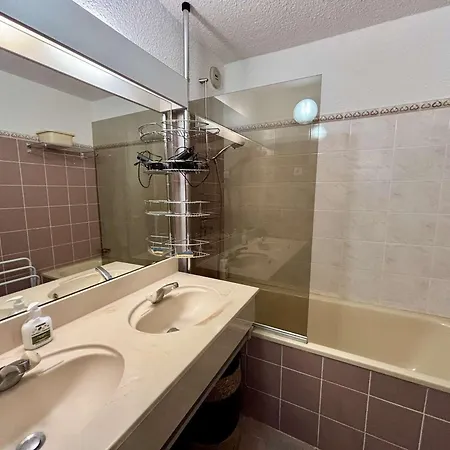 Confortable, 30m², 5 Pers, Piscine, Balcon, Proche Pistes, Commerces - Alpe D'huez *